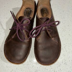 Clarks Women's Brown Leather Loafers with Purple Laces